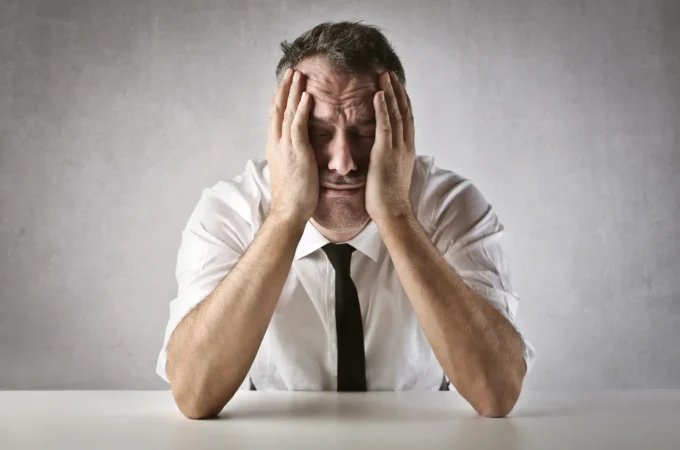 Si indebita per amore: il giudice cancella 65mila euro di debiti