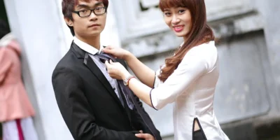 Giappone, pagati per usare Tinder: crisi nascite è emergenza nazionale