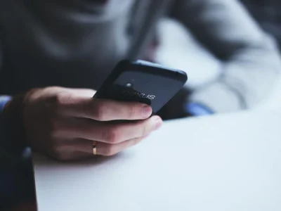 SMS dalla banca e conto svuotato: smascherata la truffa