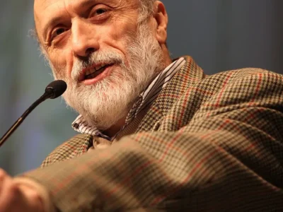 Carlo Petrini è morto: addio all’uomo che cambiò il nostro modo di mangiare