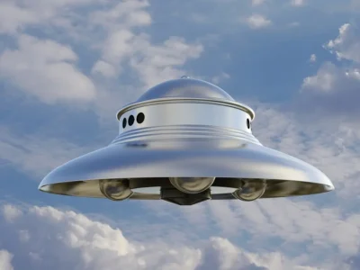 Il Pentagono diffonde online decine di filmati segreti sugli UFO