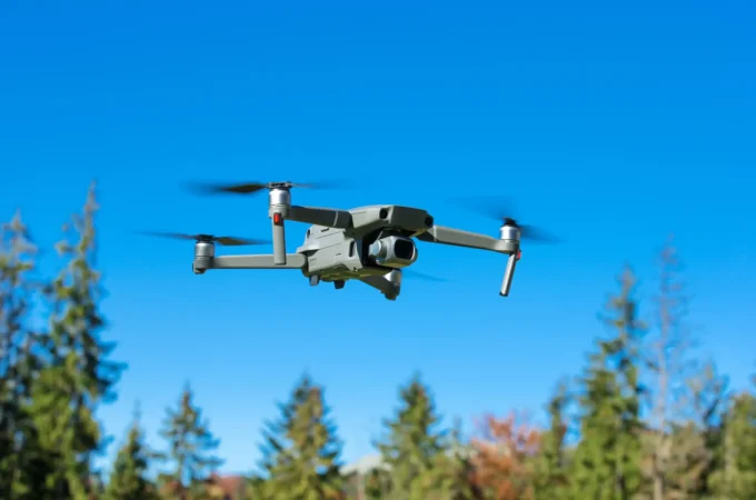 Laser letali e droni low cost: cambia tutto sul campo di battaglia