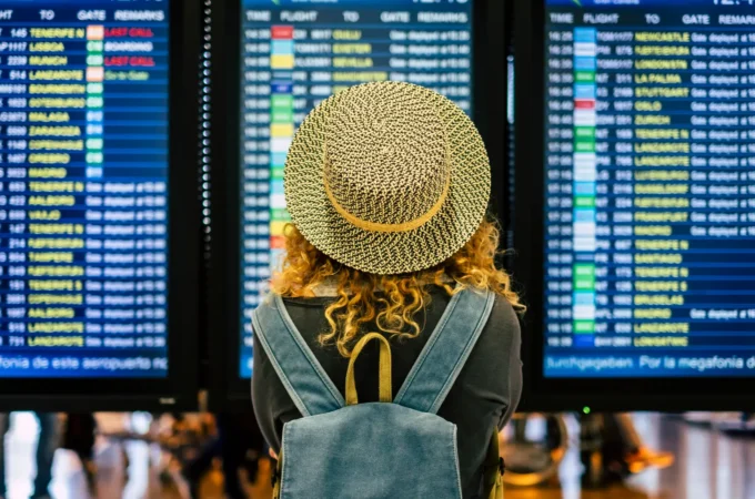 Voli cancellati e prezzi in aumento: estate a rischio?