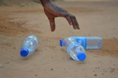 Microplastiche nell’acqua, la soluzione sorprendente è il tamarindo?