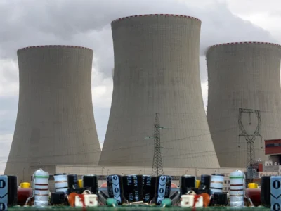 Prima via libera della Camera al nucleare: ma non esistono ancora i “reattori puliti”