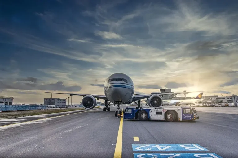 Ryanair deve risarcire i passeggeri bloccati in pista per 6 ore all’aeroporto di Orio al Serio