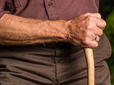 Aumento dell’età pensionabile dal 2027: si lavorerà di più