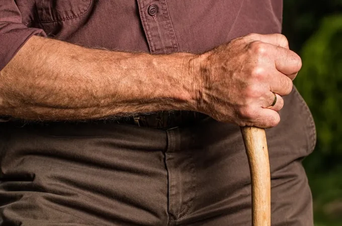 Aumento dell’età pensionabile dal 2027: si lavorerà di più