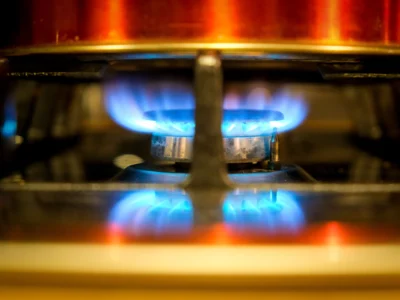 I depositi di gas in Italia sono pieni: perché le bollette aumentano lo stesso?