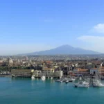 Voli Catania Etna: passeggeri dirottati e una Sicilia senza piano B