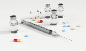 La sanità dei privilegi: in Italia il diritto di curarsi ha un prezzo