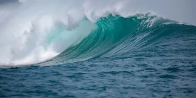 Onda anomala nel Pacifico, un record che svela un rischio globale